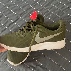 Nike Forest Green Athletic Shoes